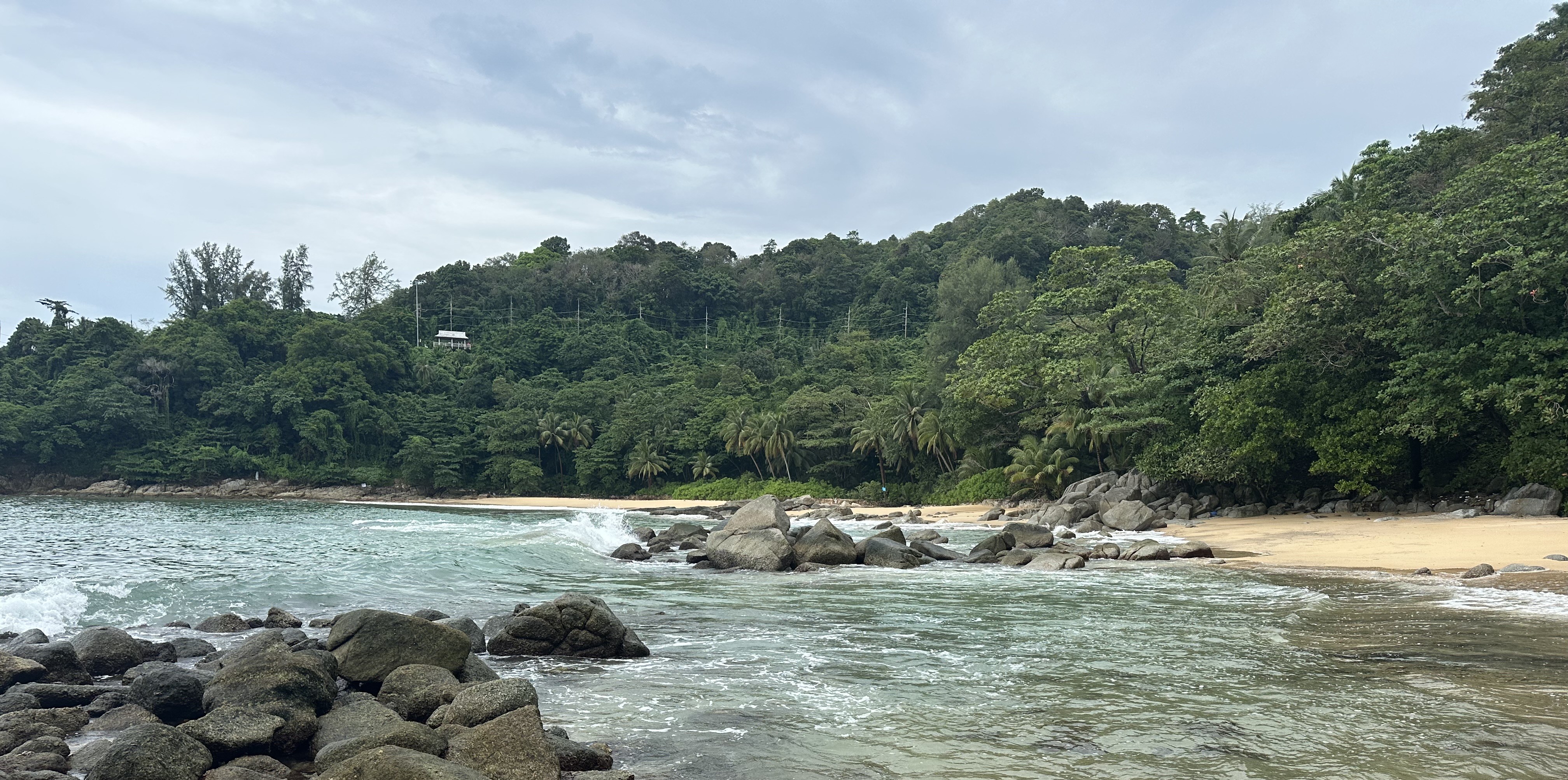 /explore/global-travel-gear-list/thai_beach.jpg /explore/global-travel-gear-list/thai_beach.jpg